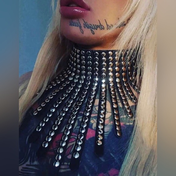 New Black Leather Studded Fringe Collar Statement Necklace - Picture 9 of 16